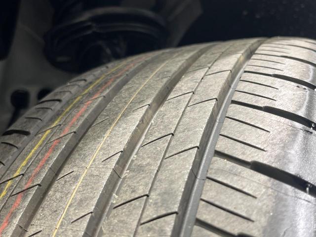 ヴェゼル ｅ：ＨＥＶ　Ｚ　純正９型ナビ　全周囲カメラ　ホンダセンシング　禁煙車　コーナーセンサー　スマートキー　ＬＥＤヘッド　ＥＴＣ　純正１８インチアルミ　パワーバックドア　車線逸脱警報　オートライト　デュアルエアコン（63枚目）