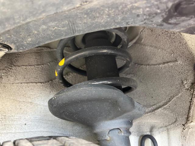 エブリイ ＰＣ　衝突被害軽減システム　禁煙車　ＥＴＣ　純正１２インチアルミ　ヘッドライトレベライザー　オートライト　キーレス　プライバシーガラス　トラクションコントロール　パワーウィンドウ　パワーステアリング（20枚目）