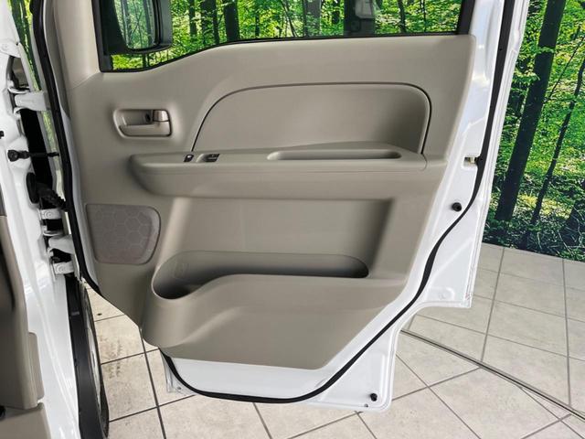 エブリイ ＰＣ　衝突被害軽減システム　禁煙車　ＥＴＣ　純正１２インチアルミ　ヘッドライトレベライザー　オートライト　キーレス　プライバシーガラス　トラクションコントロール　パワーウィンドウ　パワーステアリング（30枚目）