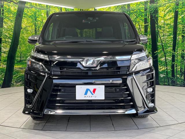 ヴォクシー ＺＳ　煌ＩＩ　純正１０型ナビ　両側電動スライドドア　フリップダウンモニター　バックカメラ　セーフティセンス　禁煙車　ドラレコ　ＬＥＤヘッドライト　ＥＴＣ　オートマチックハイビーム　Ｂｌｕｅｔｏｏｔｈ（14枚目）