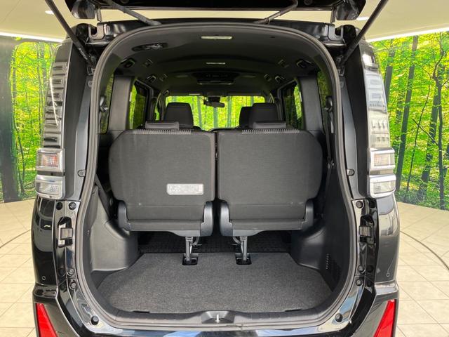 ヴォクシー ＺＳ　煌ＩＩ　純正１０型ナビ　両側電動スライドドア　フリップダウンモニター　バックカメラ　セーフティセンス　禁煙車　ドラレコ　ＬＥＤヘッドライト　ＥＴＣ　オートマチックハイビーム　Ｂｌｕｅｔｏｏｔｈ（23枚目）