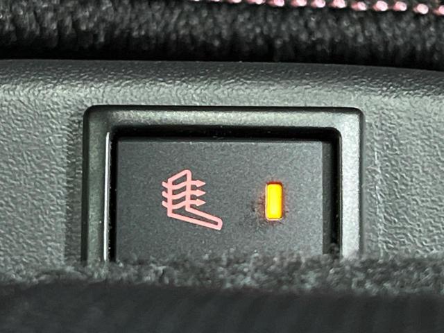 ソリオ ハイブリッドＳＺ　両側電動スライドドア　シートヒーター　ＳＤナビ　衝突軽減装置　Ｂｌｕｅｔｏｏｔｈ再生　フルセグＴＶ　バックカメラ　スマートキー　ＨＩＤヘッドライト　純正１５インチアルミホイール　オートライト（24枚目）