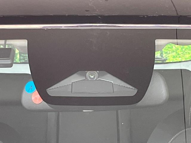 ＷＲ－Ｖ Ｚ　純正８型ナビ　バックカメラ　Ｂｌｕｅｔｏｏｔｈ　アダプティブクルーズコントロール　ＥＴＣ　オートマチックハイビーム　オートライト　ＬＥＤヘッドライト　純正１７インチＡＷ　禁煙車　衝突被害軽減装置（3枚目）