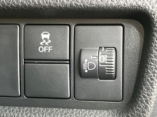 ＷＲ－Ｖ Ｚ　純正８型ナビ　バックカメラ　Ｂｌｕｅｔｏｏｔｈ　アダプティブクルーズコントロール　ＥＴＣ　オートマチックハイビーム　オートライト　ＬＥＤヘッドライト　純正１７インチＡＷ　禁煙車　衝突被害軽減装置（35枚目）