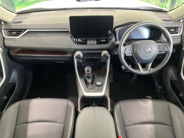 RAV4 G Zパッケージ 10.5型ディスプレイオーディオ 全周囲カメラ 衝突被害軽減システム レーダークルーズ 禁煙車 シートベンチレーション パワーバックドア BSM Bluetooth フルセグ ETC ルーフレール(2枚目)