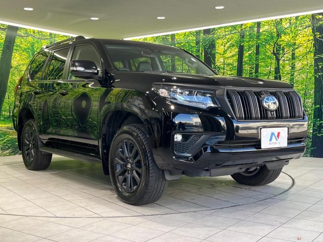 ランドクルーザープラド TX Lパッケージ マットブラックエディション ムーンルーフ 9型ディスプレイオーディオ 全周囲カメラ 衝突被害軽減システム レーダークルーズ 禁煙車 シートベンチレーション クリアランスソナー ETC Bluetooth LEDヘッド/フォグ(17枚目)