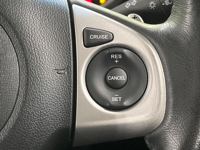 Ｎ－ＢＯＸ Ｇ・ターボＬパッケージ　純正ナビ　両側電動スライドドア　衝突被害軽減システム　禁煙車　バックカメラ　スマートキー　クルーズコントロール　純正１４インチアルミ　オートエアコン　アイドリングストップ　純正革巻きステアリング（7枚目）