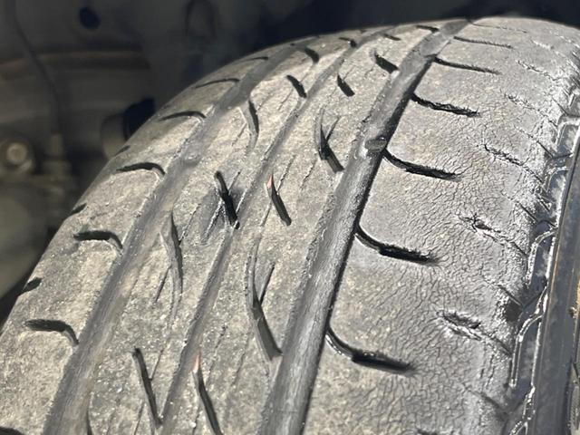 Ｎ－ＢＯＸ Ｇ・ターボＬパッケージ　純正ナビ　両側電動スライドドア　衝突被害軽減システム　禁煙車　バックカメラ　スマートキー　クルーズコントロール　純正１４インチアルミ　オートエアコン　アイドリングストップ　純正革巻きステアリング（27枚目）