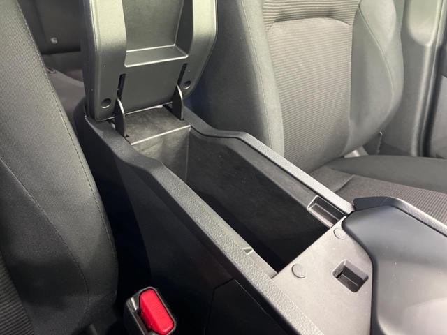 ノート Ｓ　ＳＤナビ　バックカメラ　Ｂｌｕｅｔｏｏｔｈ　ＥＴＣ　スマートキー＆プッシュスタート　クリアランスソナー　オートライト　オートエアコン　ドアバイザー　電動格納ミラー　禁煙車　衝突被害軽減装置（50枚目）