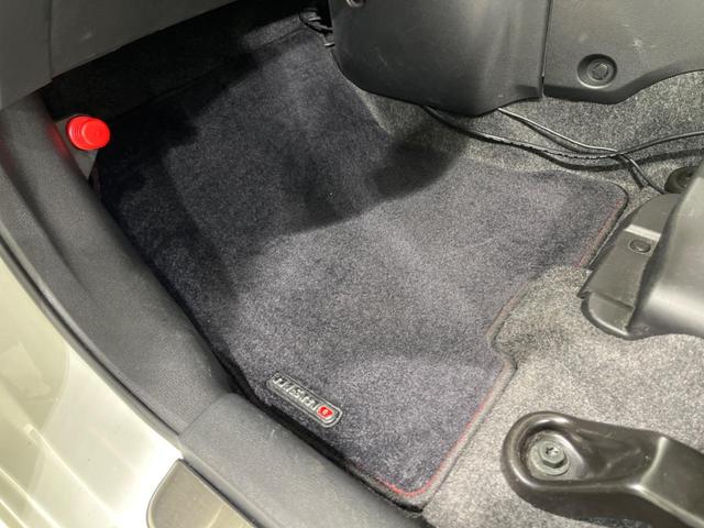 ノート ｅ－パワーニスモ　ＳＤナビ　全周囲カメラ　デジタルインナーミラー　衝突被害軽減システム　禁煙車　レーダークルーズコントロール　コーナーセンサー　スマートキー　ＬＥＤヘッド　ＥＴＣ　純正１６インチアルミ（46枚目）