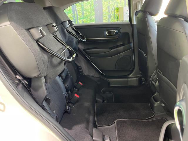 ヴェゼル e:HEV Z 寒冷地仕様 純正9型ナビ パワーバックドア アダプティブクルーズ シートヒーター ステアリングヒーター レーンキープ ETC オートマチックハイビーム ブラインドスポットモニター 禁煙車 衝突軽減装置(58枚目)