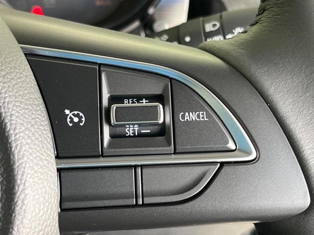 ジムニー XC 届出済未使用車 シートヒーター クルーズコントロール アイドリングストップ スマートキー&プッシュスタート オートマチックハイビーム オートライト LEDヘッドライト 純正16インチAW(5枚目)