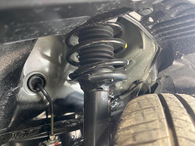 ハスラー タフワイルド　届出済未使用車　アダプティブクルーズコントロール　シートヒーター　スマートキー＆プッシュスタート　アイドリングストップ　オートマチックハイビーム　オートライト　純正１５インチＡＷ　衝突被害軽減装置（20枚目）