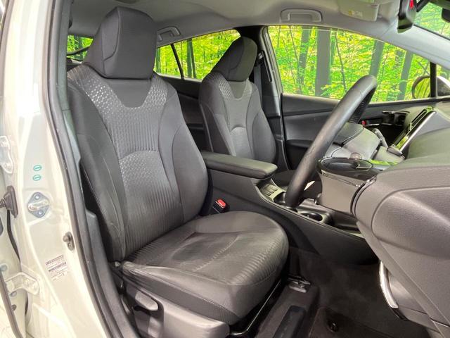 プリウス Ｓセーフティプラス　純正ナビ　衝突軽減装置　レーダークルーズ　バックカメラ　ＬＥＤヘッド＆フォグ　純正１５インチＡＷ　Ｂｌｕｅｔｏｏｔｈ接続　プッシュスタート＆スマートキー　ＥＴＣ　オートエアコン　横滑り防止装置（8枚目）