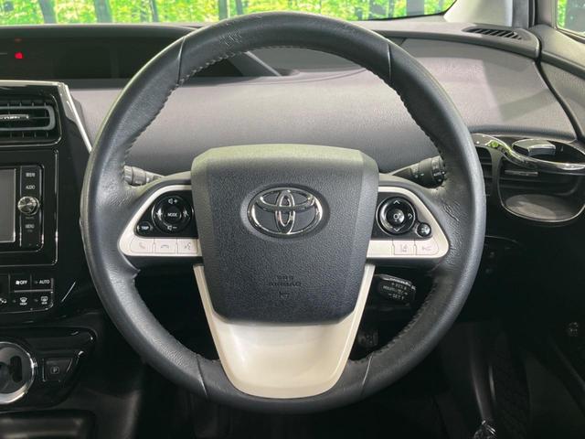 プリウス Ｓセーフティプラス　純正ナビ　衝突軽減装置　レーダークルーズ　バックカメラ　ＬＥＤヘッド＆フォグ　純正１５インチＡＷ　Ｂｌｕｅｔｏｏｔｈ接続　プッシュスタート＆スマートキー　ＥＴＣ　オートエアコン　横滑り防止装置（11枚目）