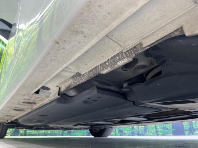 プリウス Ｓセーフティプラス　純正ナビ　衝突軽減装置　レーダークルーズ　バックカメラ　ＬＥＤヘッド＆フォグ　純正１５インチＡＷ　Ｂｌｕｅｔｏｏｔｈ接続　プッシュスタート＆スマートキー　ＥＴＣ　オートエアコン　横滑り防止装置（21枚目）