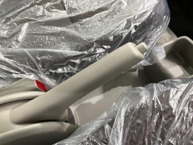 ＮＶ１００クリッパーバン ＤＸ　届出済未使用車　オーディオ　アイドリングストップ　キーレスエントリー　オートマチックハイビーム　オートライト　　衝突被害軽減装置　運転席＆助手席エアバッグ　横滑り防止システム　盗難防止システム（26枚目）