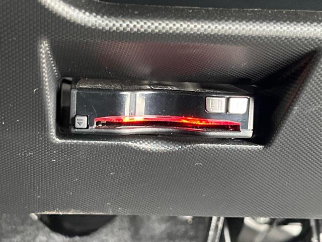 ライズ Ｚ　ディスプレイオーディオ　全周囲カメラ　レーダークルーズコントロール　シートヒーター　ドラレコ　ＥＴＣ　アイドリングストップ　オートハイビーム　純正１７インチＡＷ　禁煙車　衝突被害軽減装置（33枚目）