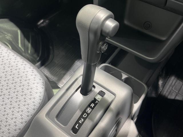 キャリイトラック ＫＣエアコン・パワステ　届出済未使用車　衝突被害軽減システム　車線逸脱警報　リアパーキングセンサー　オートライト　パワーウィンドウ　パワーステアリング　アイドリングストップ　運転席／助手席エアバッグ　盗難防止システム（35枚目）