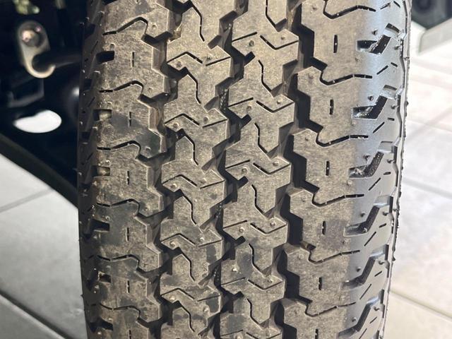 キャリイトラック ＫＣエアコン・パワステ　届出済未使用車　衝突被害軽減システム　車線逸脱警報　リアパーキングセンサー　オートライト　パワーウィンドウ　パワーステアリング　アイドリングストップ　運転席／助手席エアバッグ　盗難防止システム（43枚目）