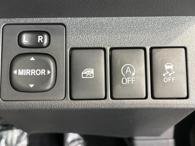 コペン ローブ　Ｓ　純正ナビ　バックカメラ　シートヒーター　ＥＴＣ　パドルシフト　アイドリングストップ　オートエアコン　ＬＥＤヘッドライト　スマートキー＆プッシュスタート　禁煙車　運転席＆助手席エアバッグ（7枚目）