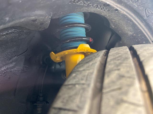 コペン ローブ　Ｓ　純正ナビ　バックカメラ　シートヒーター　ＥＴＣ　パドルシフト　アイドリングストップ　オートエアコン　ＬＥＤヘッドライト　スマートキー＆プッシュスタート　禁煙車　運転席＆助手席エアバッグ（20枚目）