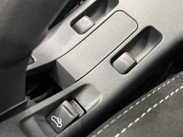 コペン ローブ　Ｓ　純正ナビ　バックカメラ　シートヒーター　ＥＴＣ　パドルシフト　アイドリングストップ　オートエアコン　ＬＥＤヘッドライト　スマートキー＆プッシュスタート　禁煙車　運転席＆助手席エアバッグ（30枚目）