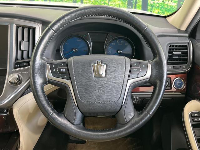 クラウンハイブリッド ロイヤルサルーン　純正８型ナビ　バックカメラ　クルーズコントロール　前席パワーシート　前席シートヒーター　ＨＩＤヘッドライト　ＬＥＤフォグ　ＥＴＣ　Ｂｌｕｅｔｏｏｔｈ再生　フルセグＴＶ　スマートキー　純正１６インチＡＷ（11枚目）