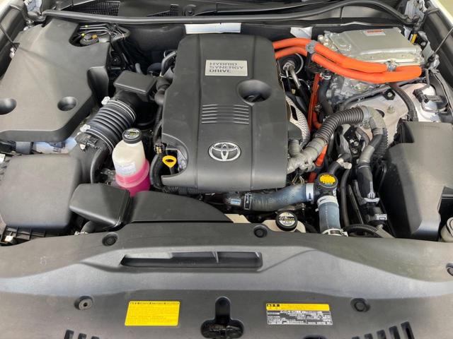 クラウンハイブリッド ロイヤルサルーン　純正８型ナビ　バックカメラ　クルーズコントロール　前席パワーシート　前席シートヒーター　ＨＩＤヘッドライト　ＬＥＤフォグ　ＥＴＣ　Ｂｌｕｅｔｏｏｔｈ再生　フルセグＴＶ　スマートキー　純正１６インチＡＷ（18枚目）