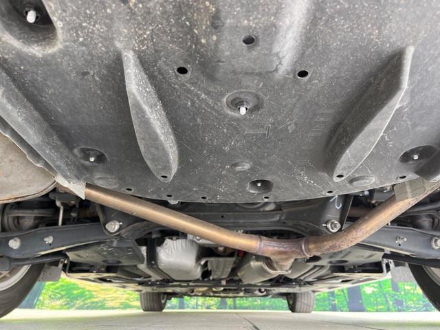 クラウンハイブリッド ロイヤルサルーン　純正８型ナビ　バックカメラ　クルーズコントロール　前席パワーシート　前席シートヒーター　ＨＩＤヘッドライト　ＬＥＤフォグ　ＥＴＣ　Ｂｌｕｅｔｏｏｔｈ再生　フルセグＴＶ　スマートキー　純正１６インチＡＷ（19枚目）