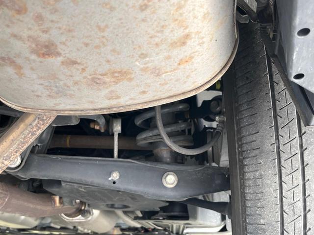 クラウンハイブリッド ロイヤルサルーン　純正８型ナビ　バックカメラ　クルーズコントロール　前席パワーシート　前席シートヒーター　ＨＩＤヘッドライト　ＬＥＤフォグ　ＥＴＣ　Ｂｌｕｅｔｏｏｔｈ再生　フルセグＴＶ　スマートキー　純正１６インチＡＷ（20枚目）