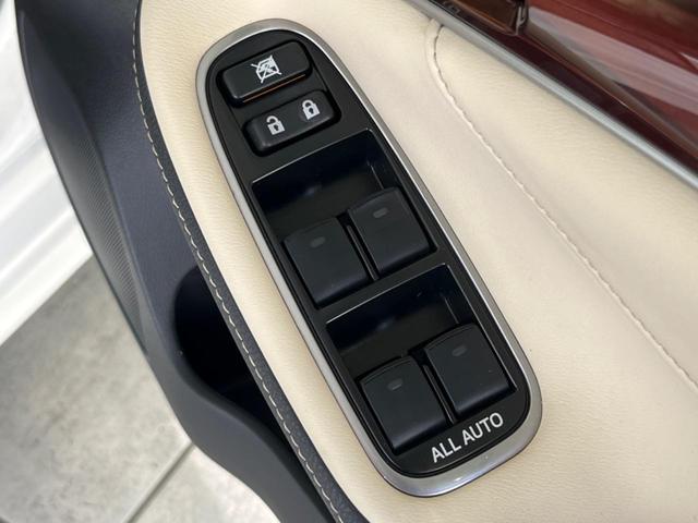 クラウンハイブリッド ロイヤルサルーン　純正８型ナビ　バックカメラ　クルーズコントロール　前席パワーシート　前席シートヒーター　ＨＩＤヘッドライト　ＬＥＤフォグ　ＥＴＣ　Ｂｌｕｅｔｏｏｔｈ再生　フルセグＴＶ　スマートキー　純正１６インチＡＷ（52枚目）