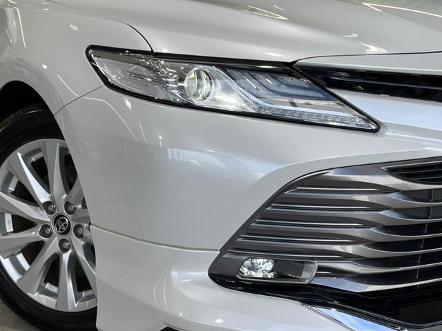 カムリ Ｇ　純正９型ナビ　モデリスタフルエアロ　バックカメラ　衝突被害軽減システム　レーダークルーズ　禁煙車　パワーシート　ドラレコ　ビルトインＥＴＣ　スマートキー　ＬＥＤヘッド　電子パーキング（12枚目）