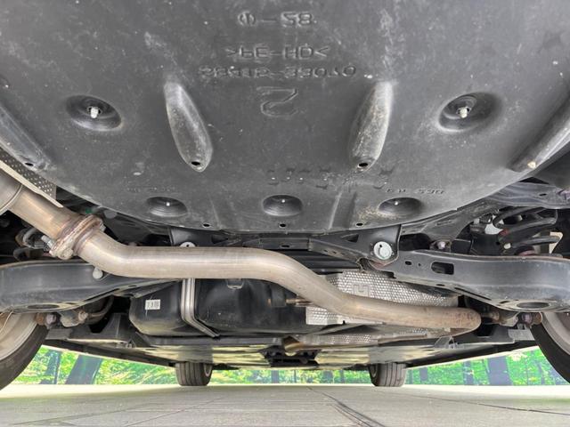 カムリ Ｇ　純正９型ナビ　モデリスタフルエアロ　バックカメラ　衝突被害軽減システム　レーダークルーズ　禁煙車　パワーシート　ドラレコ　ビルトインＥＴＣ　スマートキー　ＬＥＤヘッド　電子パーキング（19枚目）