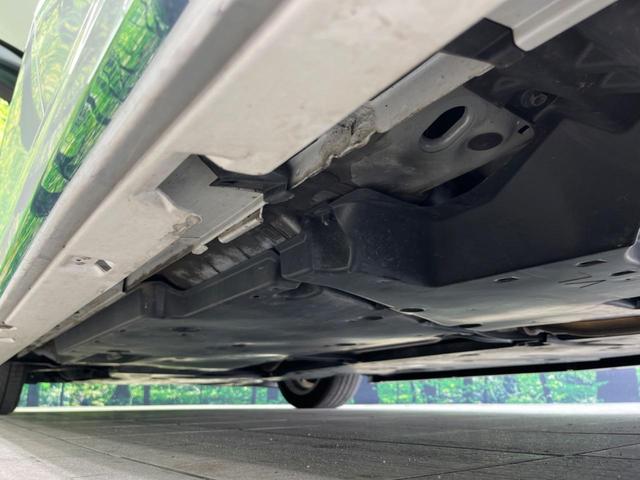 カムリ Ｇ　純正９型ナビ　モデリスタフルエアロ　バックカメラ　衝突被害軽減システム　レーダークルーズ　禁煙車　パワーシート　ドラレコ　ビルトインＥＴＣ　スマートキー　ＬＥＤヘッド　電子パーキング（22枚目）