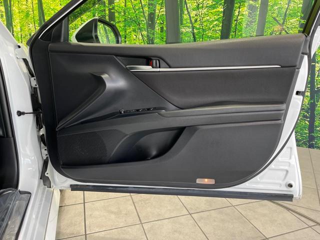 カムリ Ｇ　純正９型ナビ　モデリスタフルエアロ　バックカメラ　衝突被害軽減システム　レーダークルーズ　禁煙車　パワーシート　ドラレコ　ビルトインＥＴＣ　スマートキー　ＬＥＤヘッド　電子パーキング（50枚目）