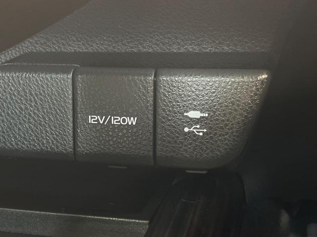 カムリ Ｇ　純正９型ナビ　モデリスタフルエアロ　バックカメラ　衝突被害軽減システム　レーダークルーズ　禁煙車　パワーシート　ドラレコ　ビルトインＥＴＣ　スマートキー　ＬＥＤヘッド　電子パーキング（54枚目）