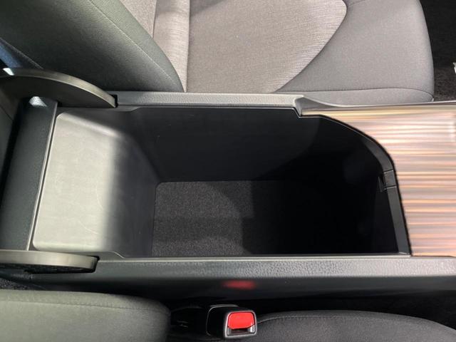 カムリ Ｇ　純正９型ナビ　モデリスタフルエアロ　バックカメラ　衝突被害軽減システム　レーダークルーズ　禁煙車　パワーシート　ドラレコ　ビルトインＥＴＣ　スマートキー　ＬＥＤヘッド　電子パーキング（60枚目）