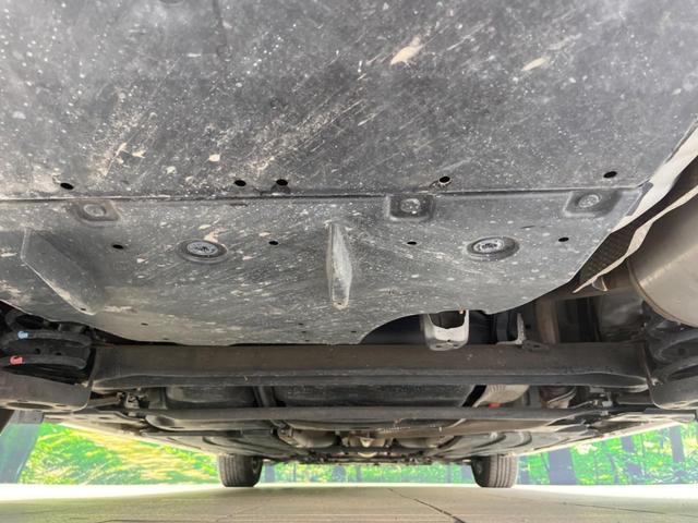 プリウス L 禁煙車 ドラレコ スマートキー&プッシュスタート オーディオ オートライト オートエアコン 純正15インチAW ドアバイザー 電動格納ミラー 横滑り防止システム 運転席&助手席エアバッグ(19枚目)