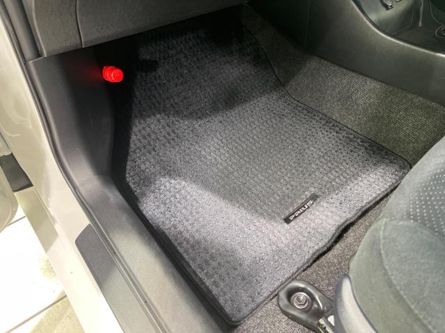 プリウス L 禁煙車 ドラレコ スマートキー&プッシュスタート オーディオ オートライト オートエアコン 純正15インチAW ドアバイザー 電動格納ミラー 横滑り防止システム 運転席&助手席エアバッグ(39枚目)