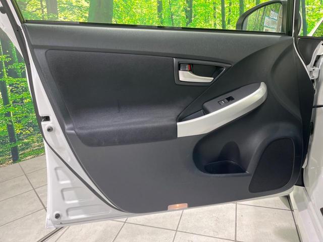 プリウス L 禁煙車 ドラレコ スマートキー&プッシュスタート オーディオ オートライト オートエアコン 純正15インチAW ドアバイザー 電動格納ミラー 横滑り防止システム 運転席&助手席エアバッグ(45枚目)