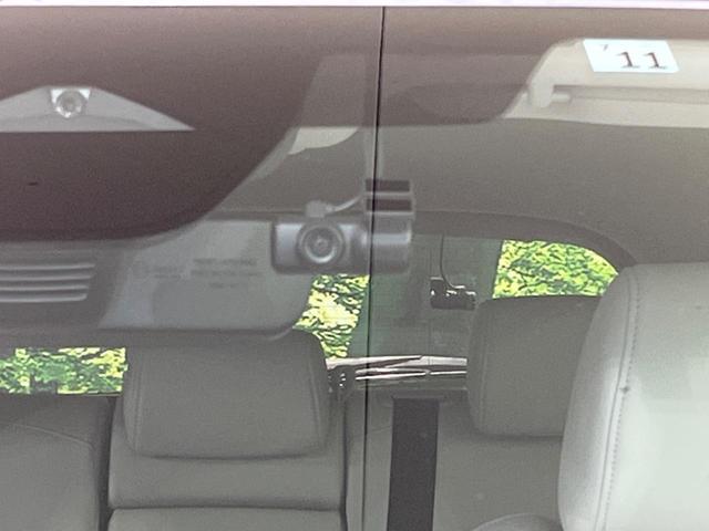 ＣＸ－６０ ＸＤ－ハイブリッド　エクスクルーシブモダン　サンルーフ　純正１２型ナビ　衝突軽減装置　全周囲カメラ　レーダークルーズ　電動リヤゲート　ＢＳＭ　白革調シート　ＬＥＤヘッドライト　ＥＴＣ　純正２０インチＡＷ　シートヒーター　禁煙車（33枚目）