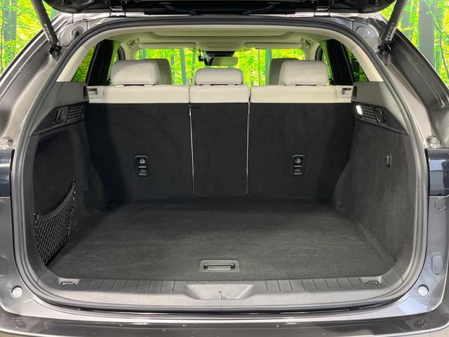 ＣＸ－６０ ＸＤ－ハイブリッド　エクスクルーシブモダン　サンルーフ　純正１２型ナビ　衝突軽減装置　全周囲カメラ　レーダークルーズ　電動リヤゲート　ＢＳＭ　白革調シート　ＬＥＤヘッドライト　ＥＴＣ　純正２０インチＡＷ　シートヒーター　禁煙車（60枚目）