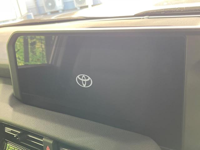 ランドクルーザー２５０ ＶＸ　サンルーフ　純正１２型ディスプレイオーディオ　衝突軽減装置　全周囲カメラ　電動リヤゲート　レーダークルーズ　デジタルインナーミラー　ＥＴＣ２．０　シートヒーター　電動リヤゲート　７人乗　禁煙車（4枚目）