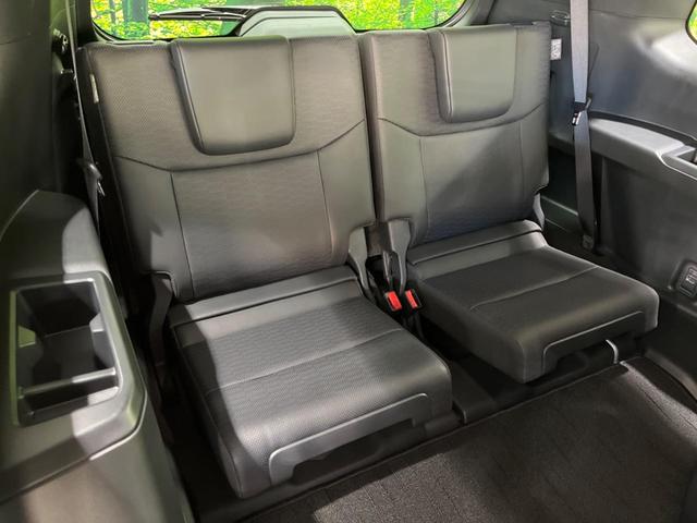 ランドクルーザー２５０ ＶＸ　サンルーフ　純正１２型ディスプレイオーディオ　衝突軽減装置　全周囲カメラ　電動リヤゲート　レーダークルーズ　デジタルインナーミラー　ＥＴＣ２．０　シートヒーター　電動リヤゲート　７人乗　禁煙車（10枚目）