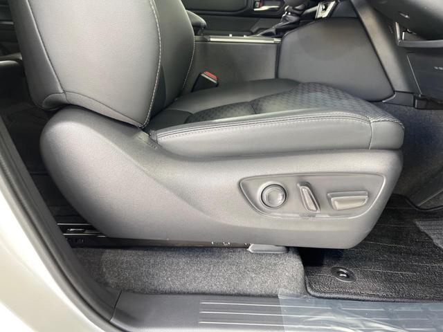 ランドクルーザー２５０ ＶＸ　サンルーフ　純正１２型ディスプレイオーディオ　衝突軽減装置　全周囲カメラ　電動リヤゲート　レーダークルーズ　デジタルインナーミラー　ＥＴＣ２．０　シートヒーター　電動リヤゲート　７人乗　禁煙車（51枚目）