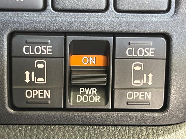 ヴォクシー ＺＳ　煌ＩＩＩ　８型ナビ　両側電動スライドドア　衝突軽減　リアオートエアコン　クルーズコントロール　Ｂｌｕｅｔｏｏｔｈ　フルセグ　バックカメラ　クリアランスソナー　ドラレコ　ＥＴＣ　アイドリングストップ　スマートキー（4枚目）