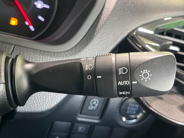ヴォクシー ＺＳ　煌ＩＩＩ　８型ナビ　両側電動スライドドア　衝突軽減　リアオートエアコン　クルーズコントロール　Ｂｌｕｅｔｏｏｔｈ　フルセグ　バックカメラ　クリアランスソナー　ドラレコ　ＥＴＣ　アイドリングストップ　スマートキー（26枚目）