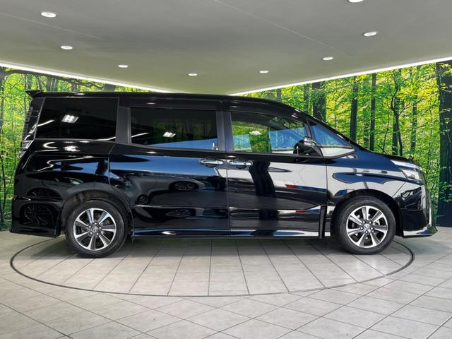 ヴォクシー ＺＳ　煌ＩＩＩ　８型ナビ　両側電動スライドドア　衝突軽減　リアオートエアコン　クルーズコントロール　Ｂｌｕｅｔｏｏｔｈ　フルセグ　バックカメラ　クリアランスソナー　ドラレコ　ＥＴＣ　アイドリングストップ　スマートキー（53枚目）