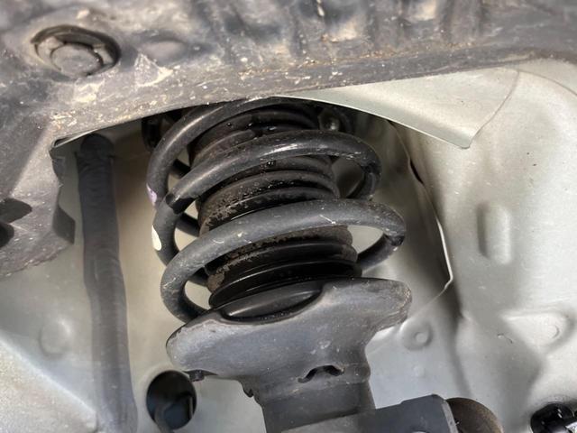 スペーシア ハイブリッドＧ　純正ナビ　全周囲カメラ　ＥＴＣ　ドラレコ　ヘッドアップディスプレイ　スマートキー＆プッシュスタート　アイドリングストップ　オートハイビーム　車線逸脱警報　横滑り防止システム　禁煙車　衝突被害軽減装置（20枚目）